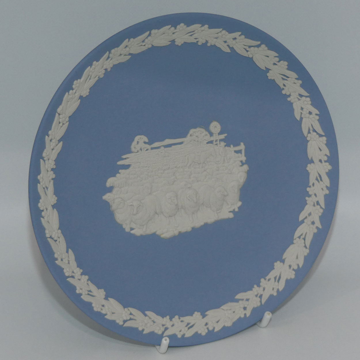 wedgwood-jasper-australian-bicentenary-4-on-the-sheeps-back-signed