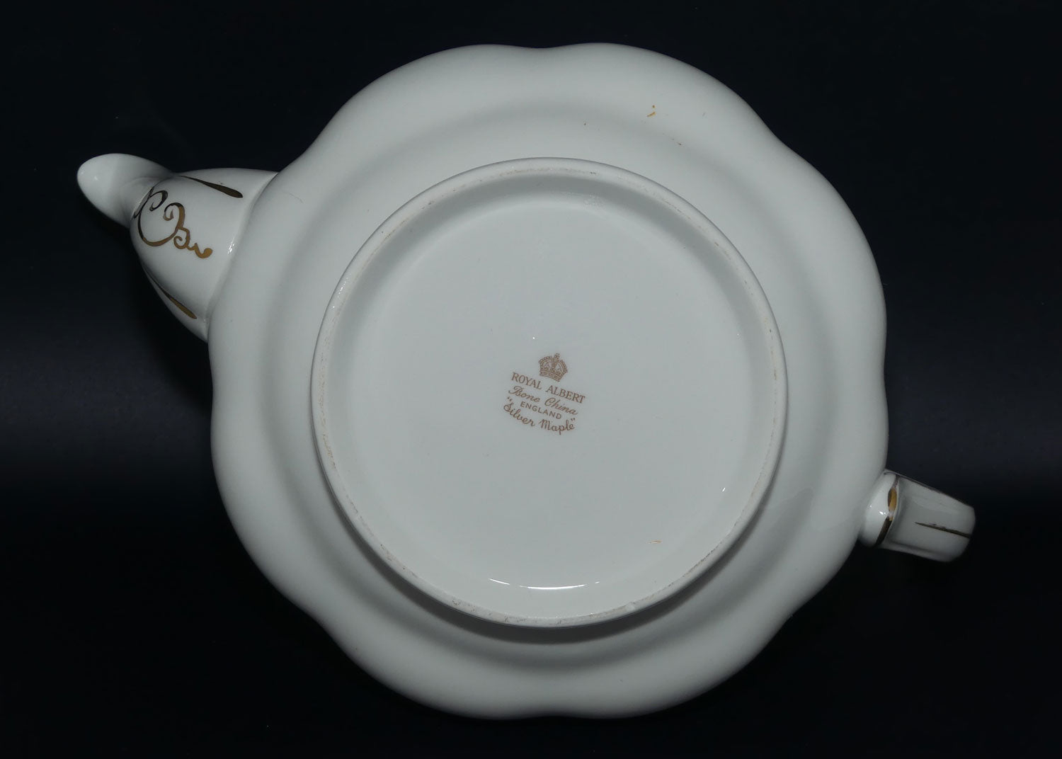 Royal Albert Bone China Silver Maple tea pot | Holds 1.1 litres