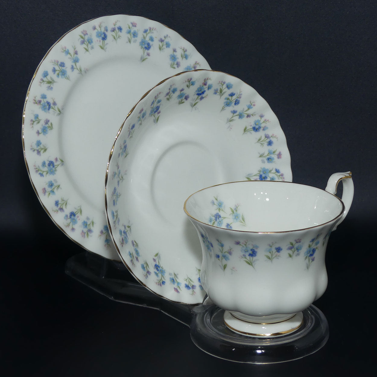 Royal Albert Bone China England Memory Lane trio