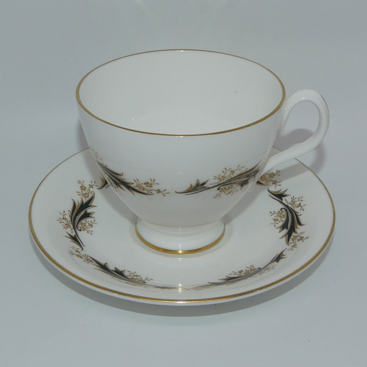 royal-albert-bone-china-england-high-society-trio