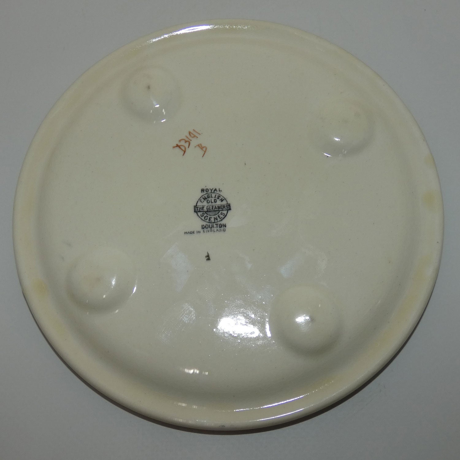 royal-doulton-gypsies-and-gleaners-trivet-d3191