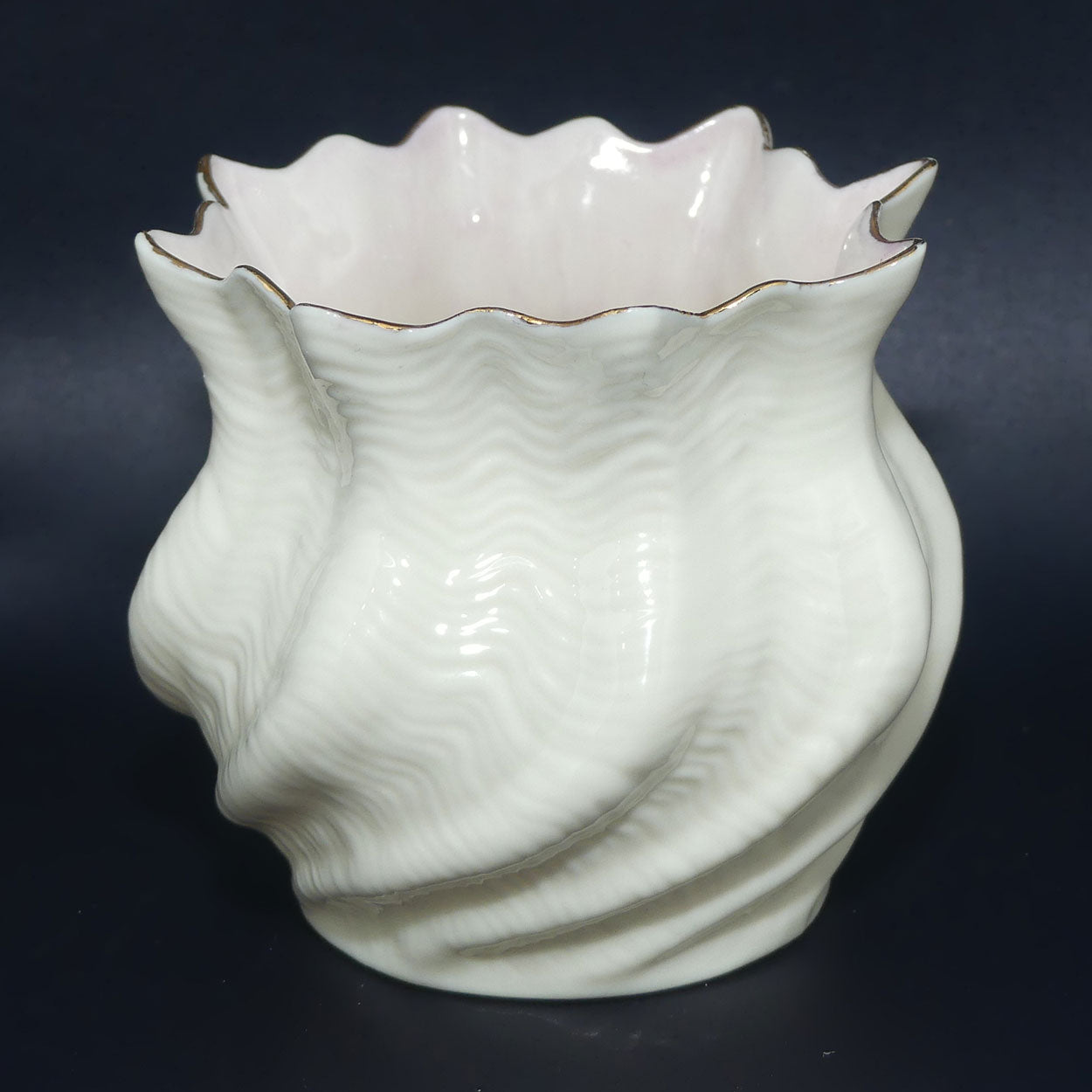 belleek-urchin-vase-brown-mark