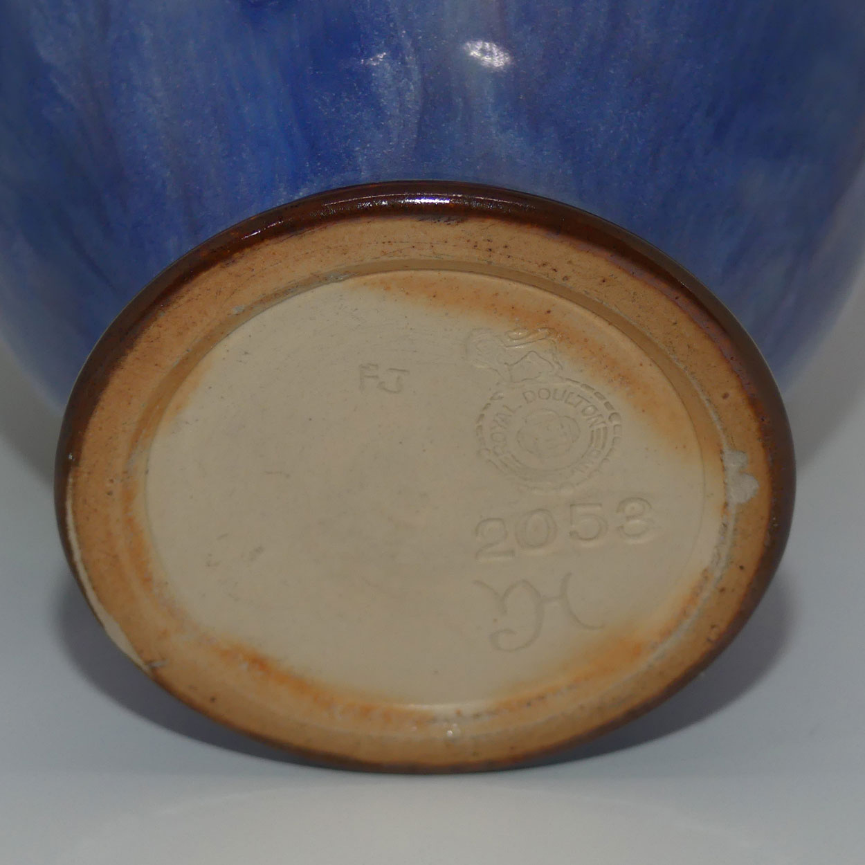 royal-doulton-stoneware-factory-visitor-piece-vera-huggins