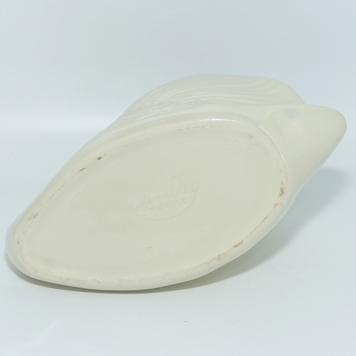 Australian Pottery | Wembley Ware Lustre Swan trough with Gold Beak