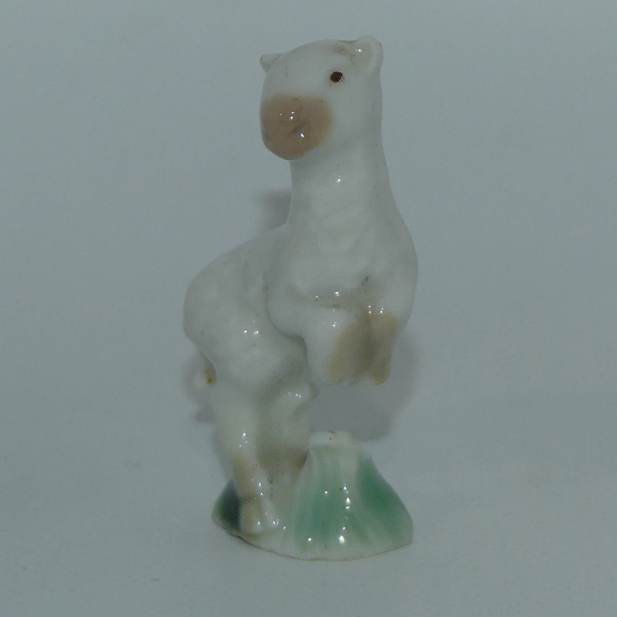 wade-whimsies-set-2-1954-lamb