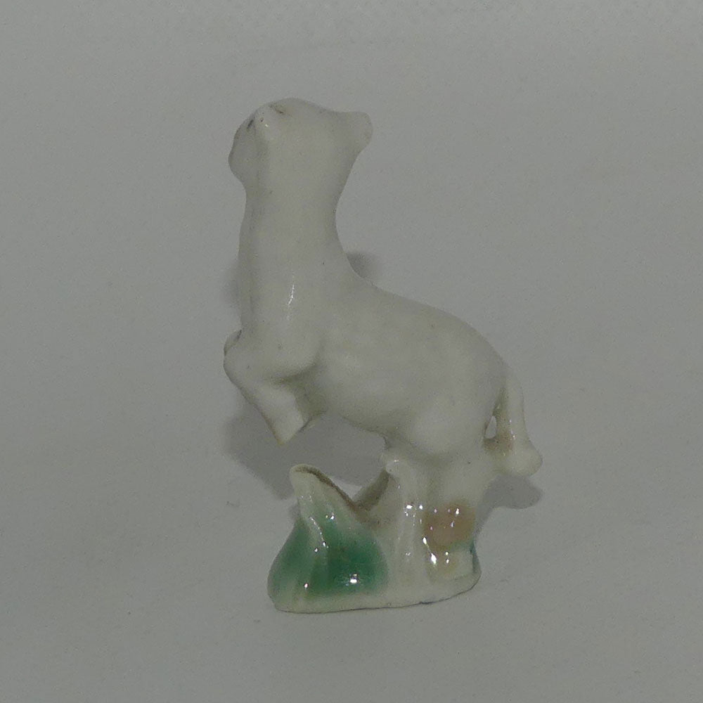 wade-whimsies-set-2-1954-lamb