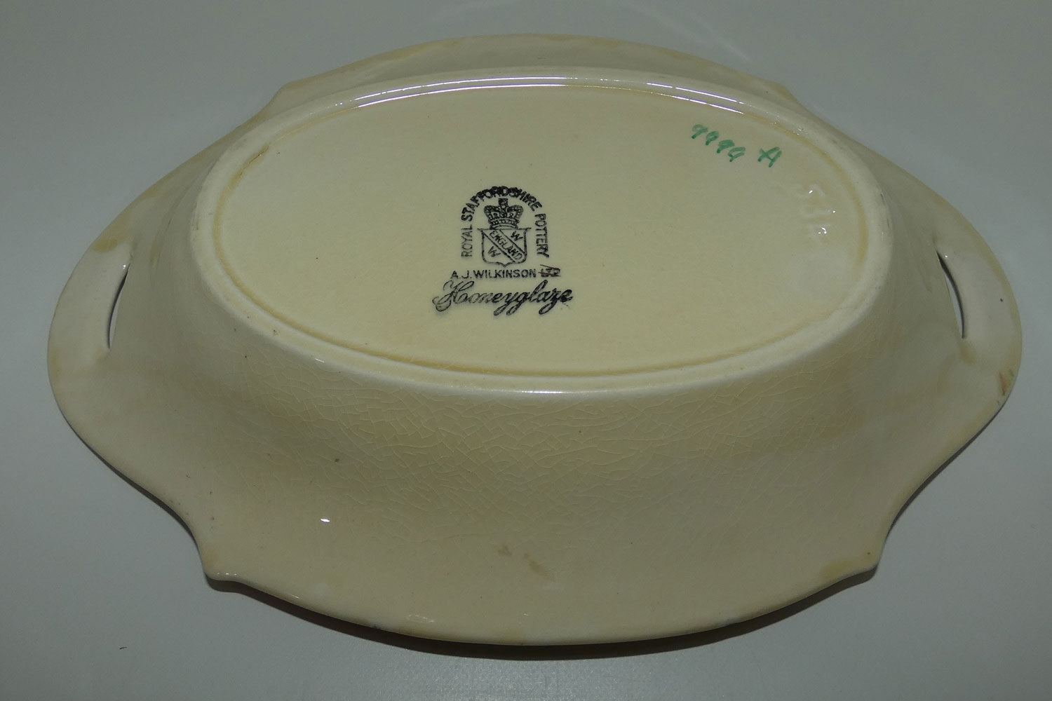 aj-wilkson-royal-staffordshire-honeyglaze-chrysanthemum-bowl