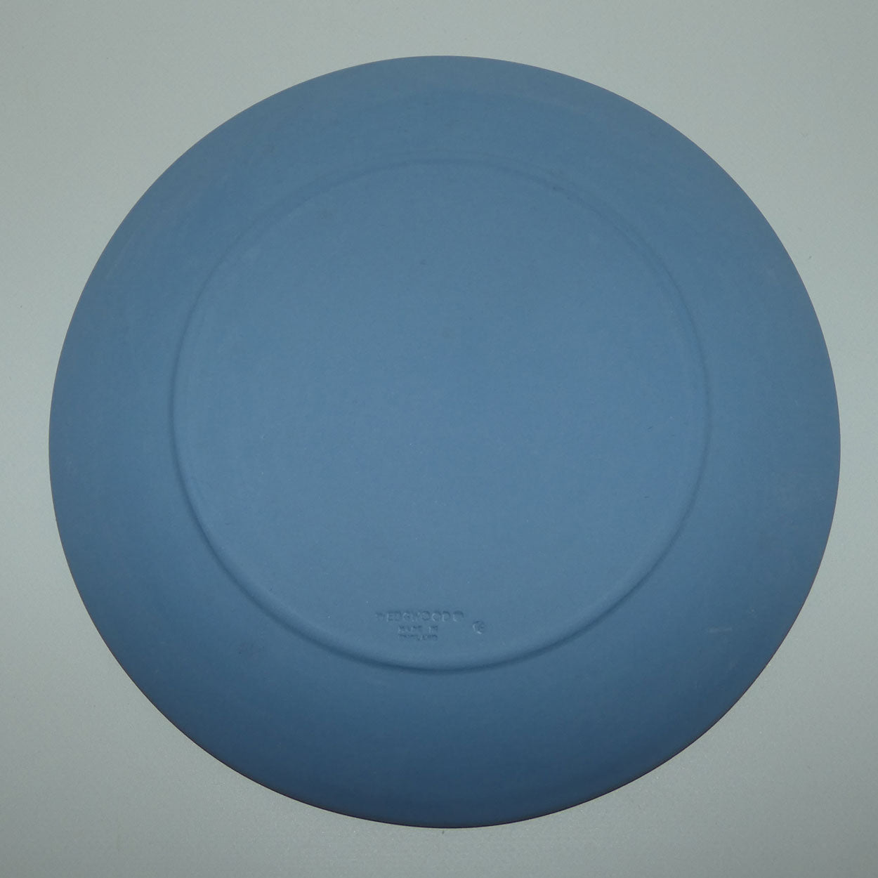 wedgwood-jasper-landmarks-windsor-castle-plate