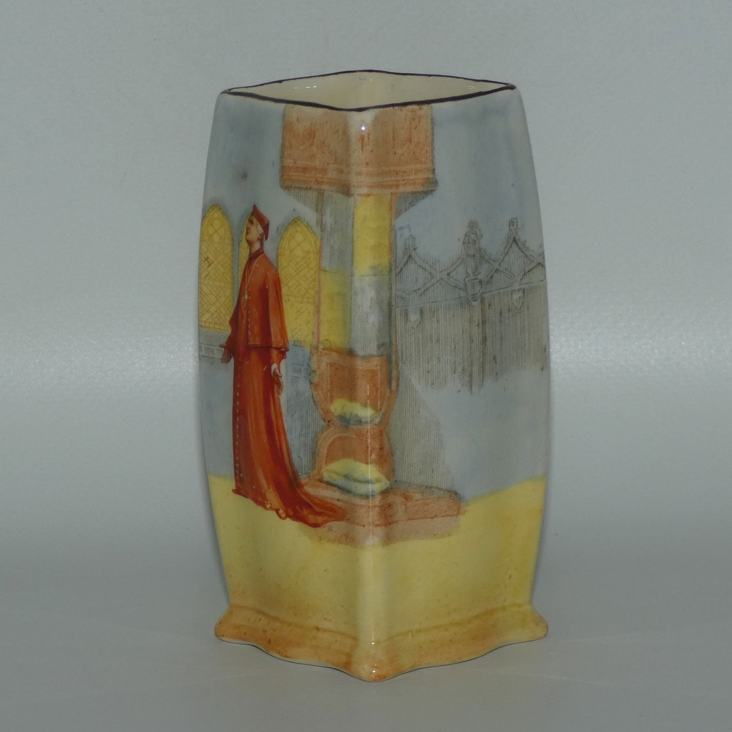 royal-doulton-shakespearean-wolsey-vase