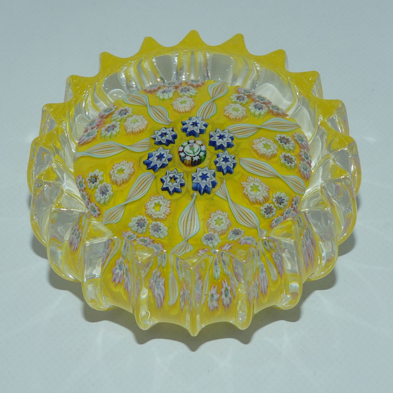 john-deacons-scotland-millefiori-8-spoke-ribbed-paperweight-yellow