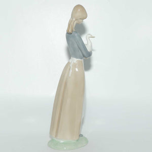 Nao by Lladro figure Girl with Goose  #0025