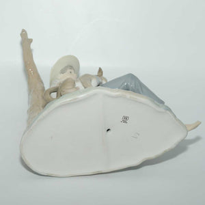 Nao by Lladro figure Boy Seated with Dog | Large | #0095