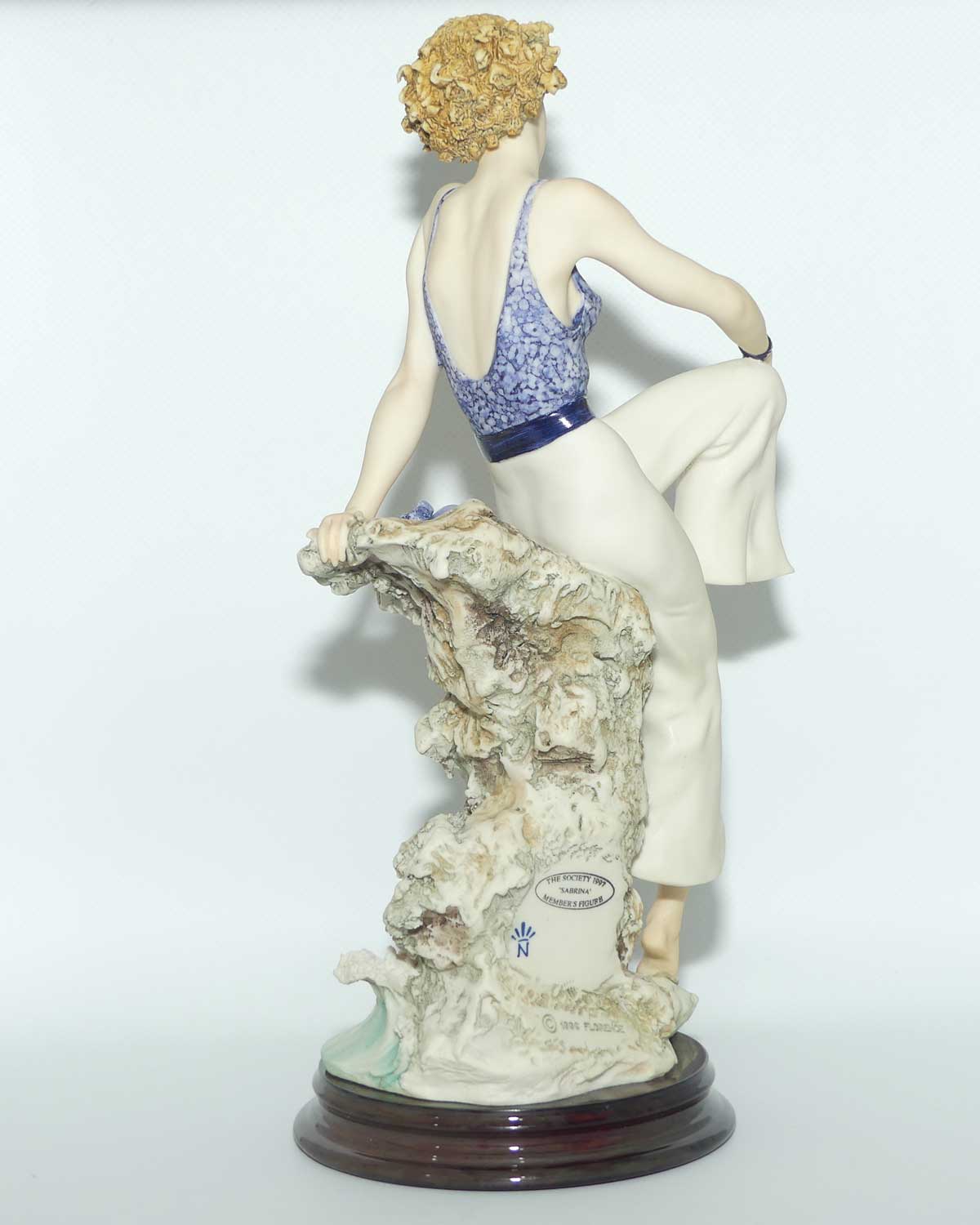 Giuseppe Armani Florence figure | 0110C | Sabrina | 1997 Member piece | Cert + boxed