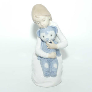 Nao by Lladro figure My Teddy Bear #0145