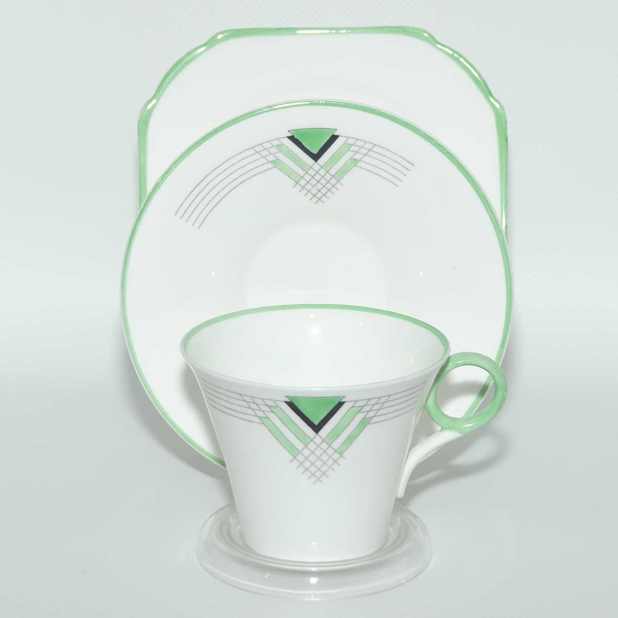 Shelley Regent shape Triangles and Lines pattern trio | Green trim | WS 0160/9 Ideal | Square plate