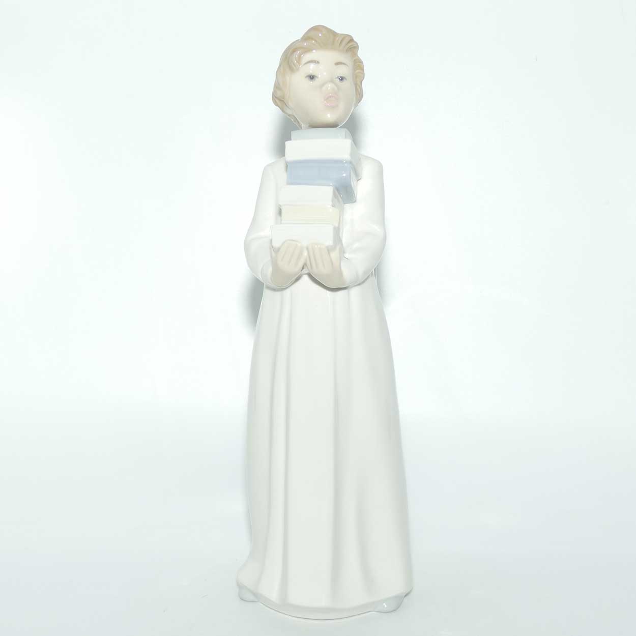 Nao by Lladro figure Boy in Nightshirt with Books #0233
