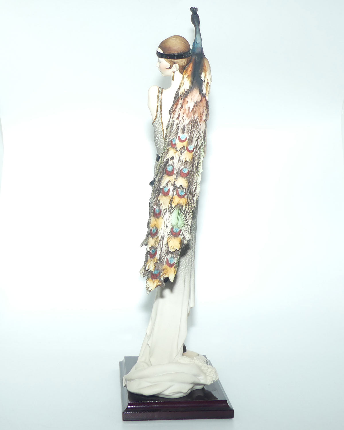 Giuseppe Armani Florence figure | 0385C | Mahogany | Lady with Peacock | boxed