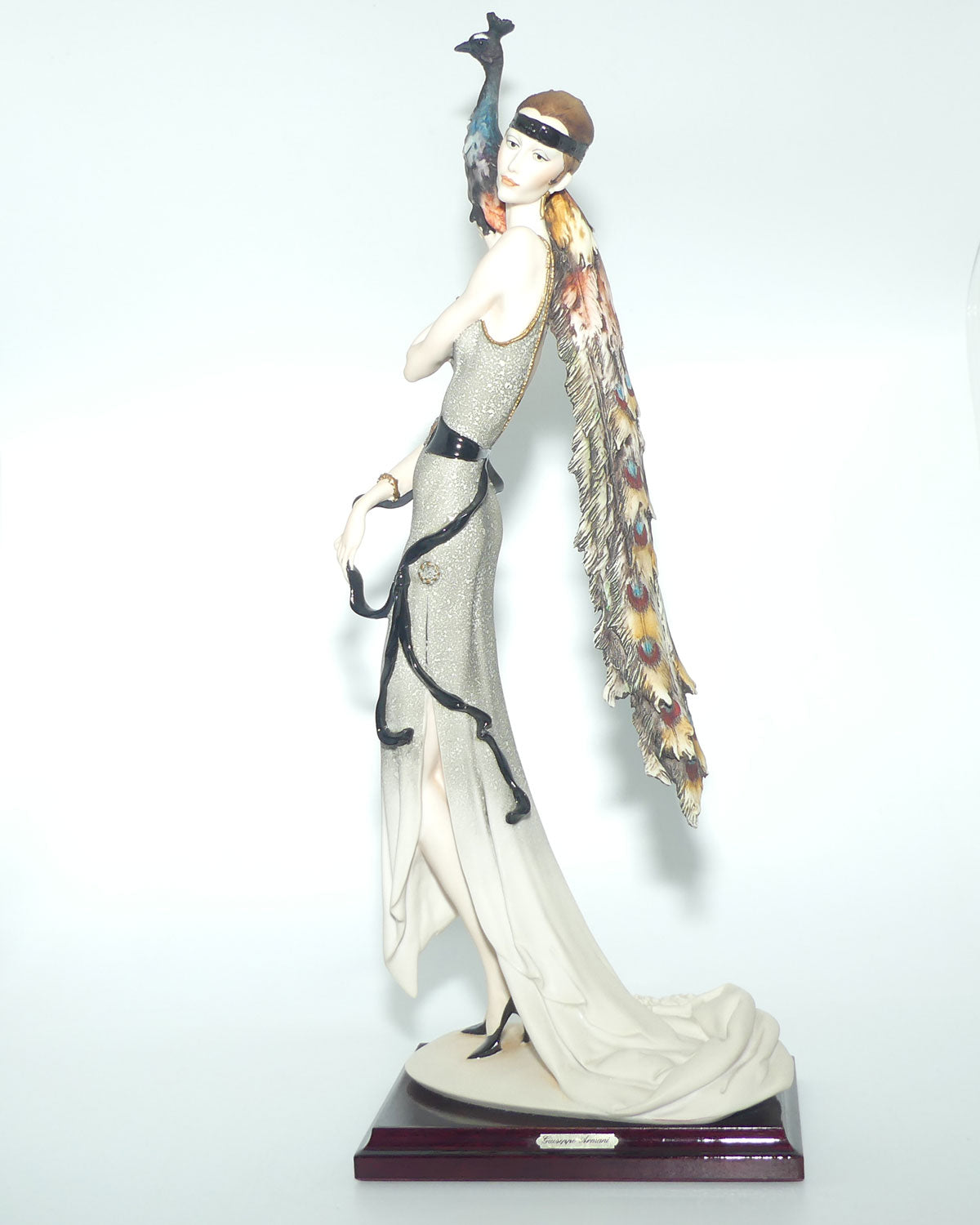 Giuseppe Armani Florence figure | 0385C | Mahogany | Lady with Peacock | boxed