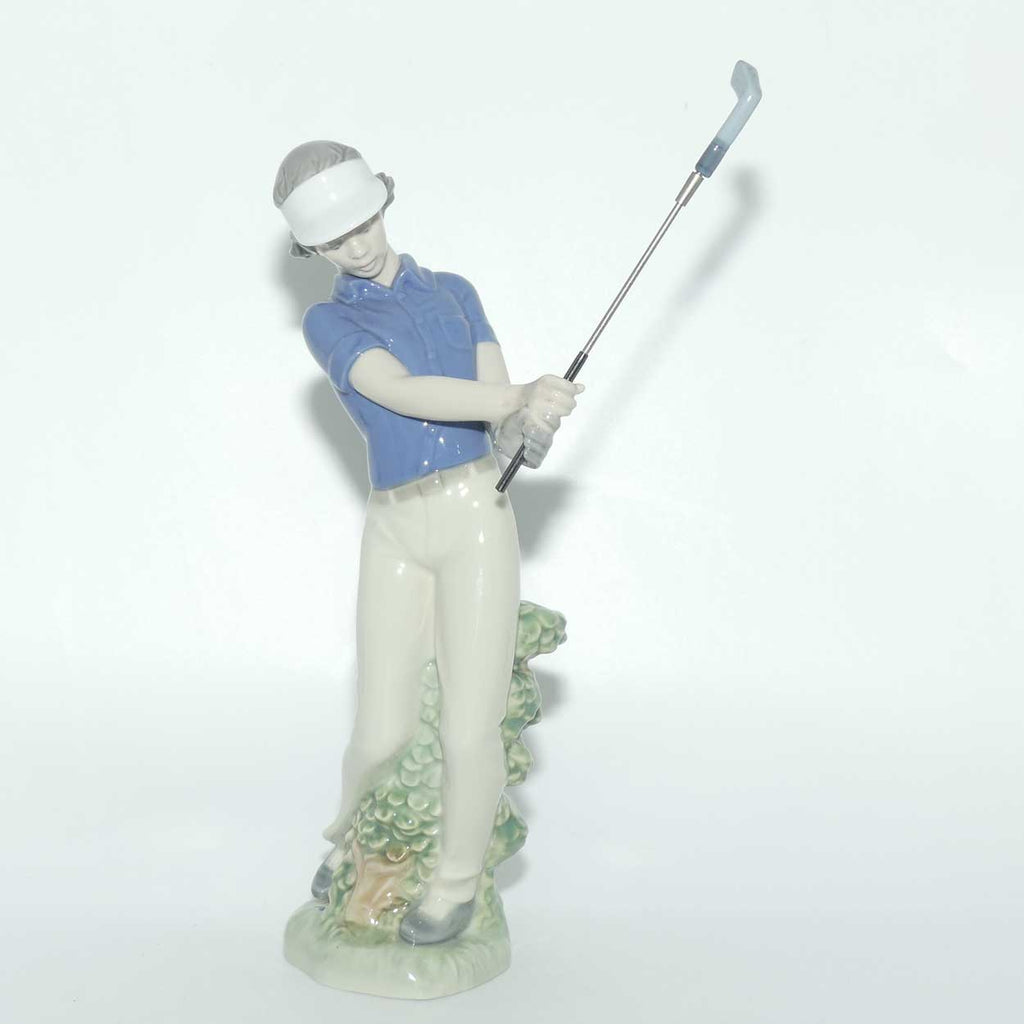 Nao by Lladro Golfer | Fore! #0451