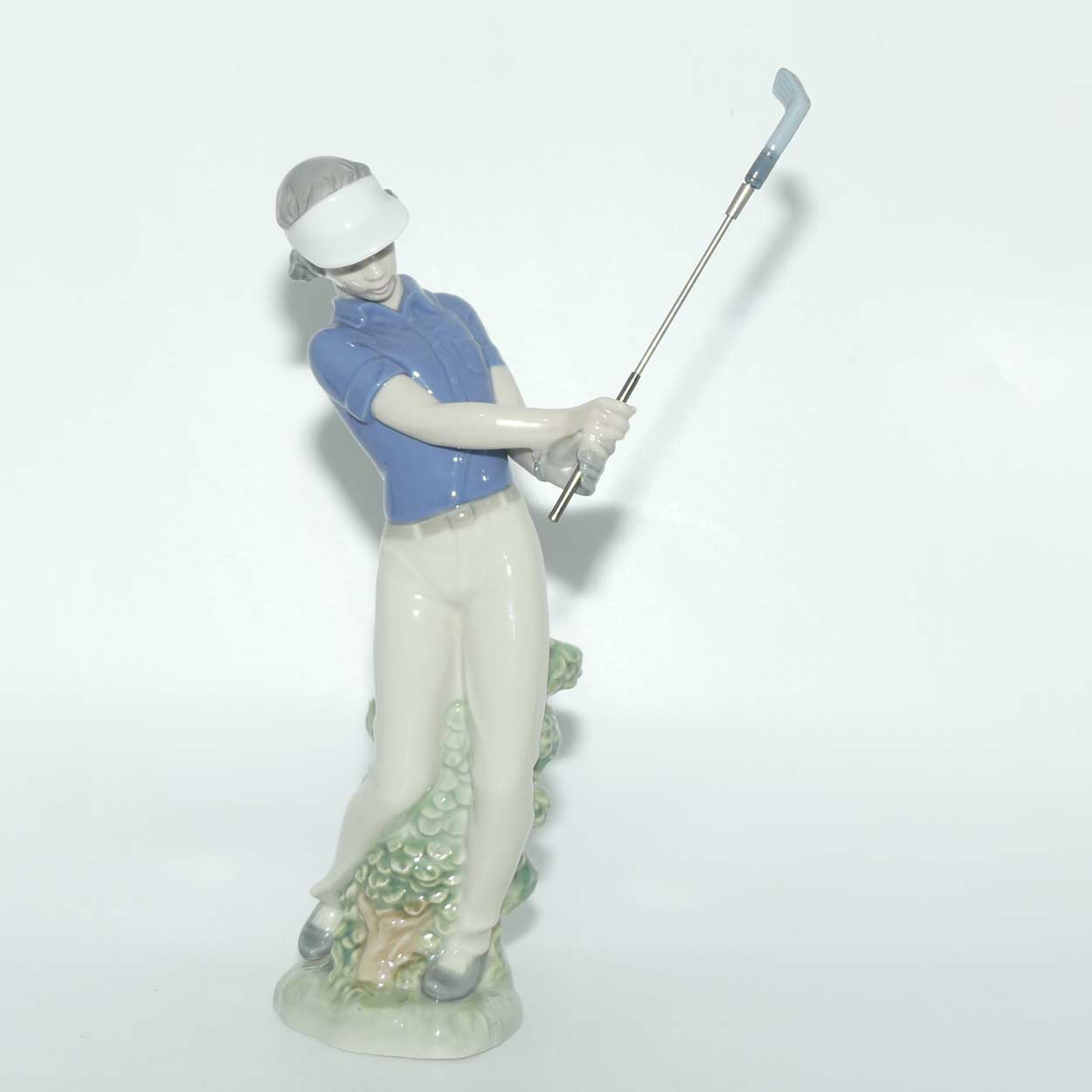Nao by Lladro Golfer | Fore! #0451