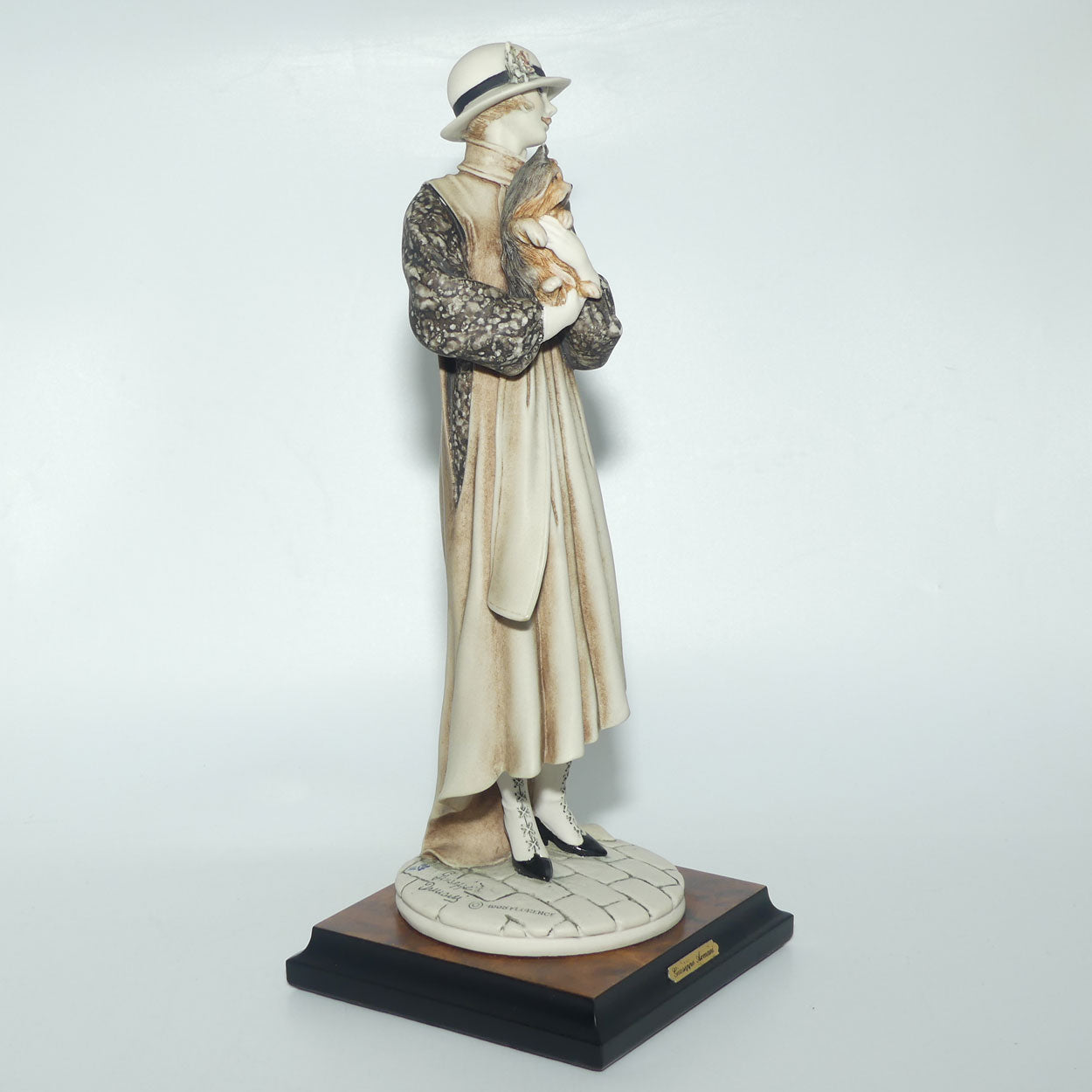 Giuseppe Armani Florence figure | 0468C | Young Lady with Yorkshire Terrier | Boxed