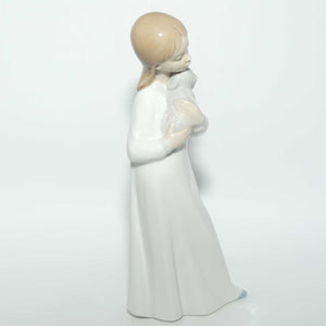 Nao by Lladro figure Girl with Puppy | Cuddling Puppy #0563