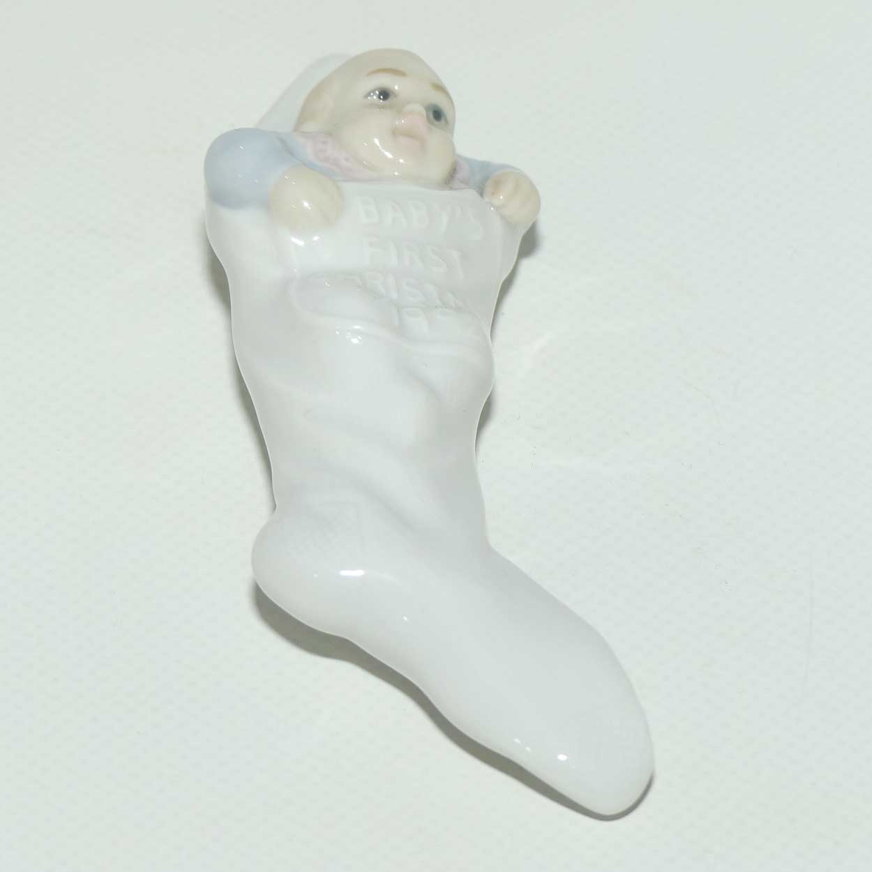 Lladro figure Baby's First Christmas #05922 | boxed