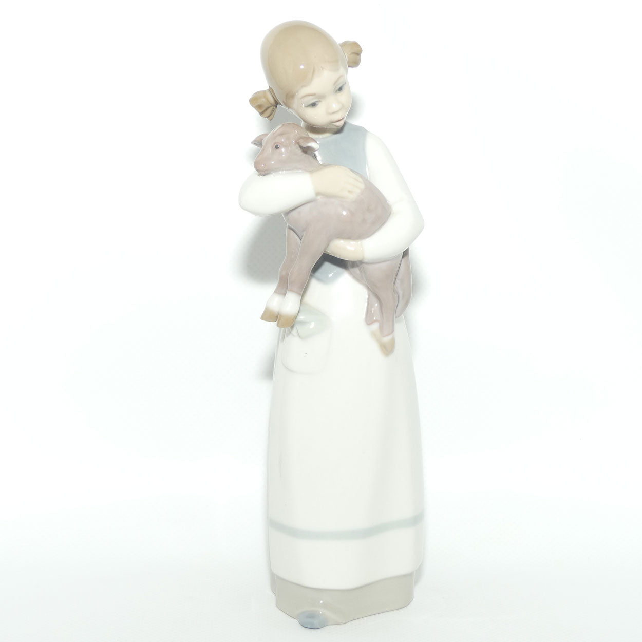 Lladro figure Girl with Lamb | Gloss | #1010