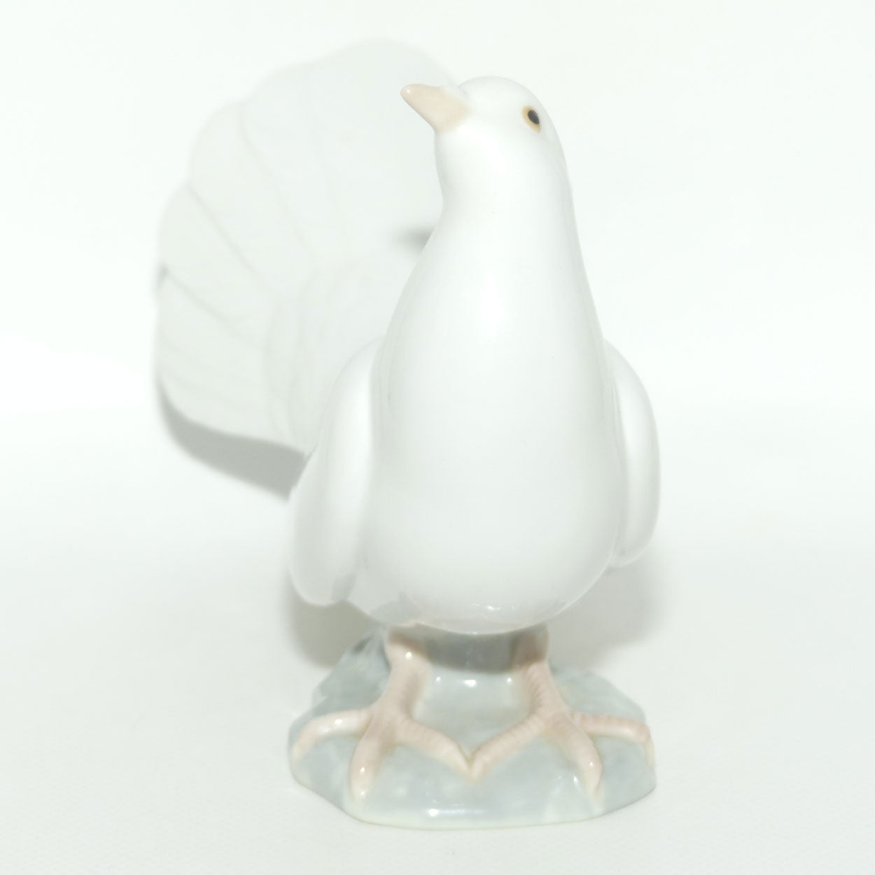 Lladro figure Pigeon | Dove | #1015