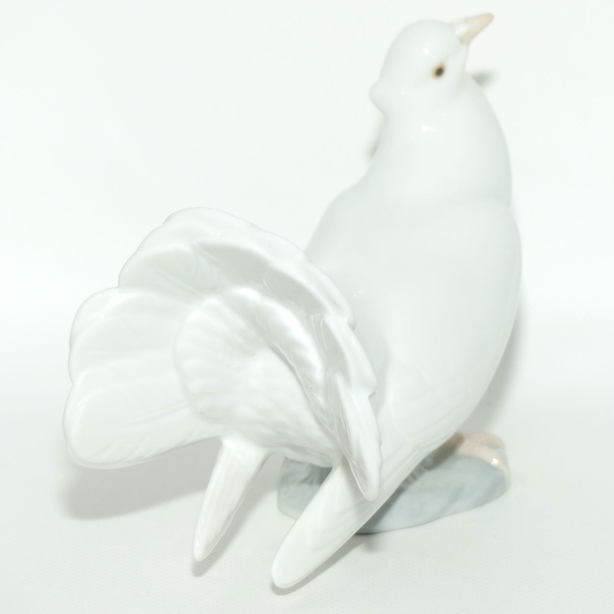 Lladro figure Pigeon | Dove | #1015