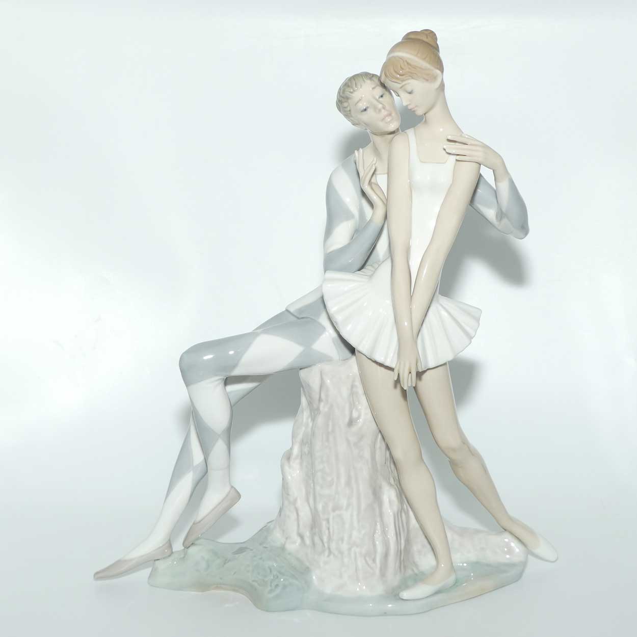 Lladro figure Idyl | Harlequin and Ballerina | #1017