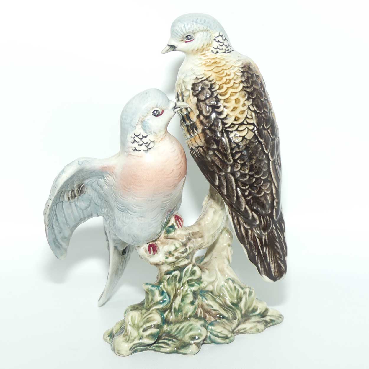 #1022 Beswick Turtle Doves