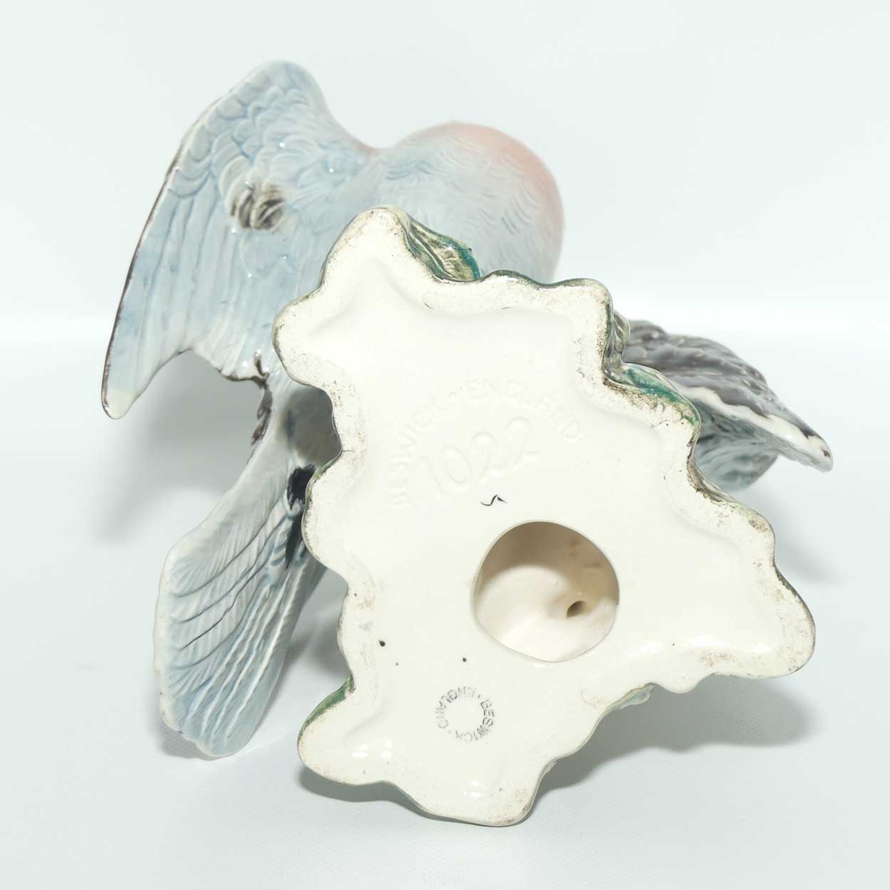 #1022 Beswick Turtle Doves