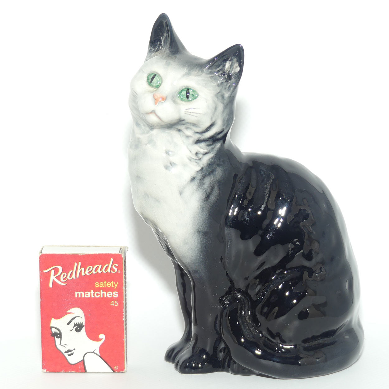 #1030 Beswick Cat | Seated Looking Up | Grey Smokey Blue