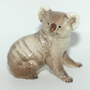 #1038 Beswick Koala Bear