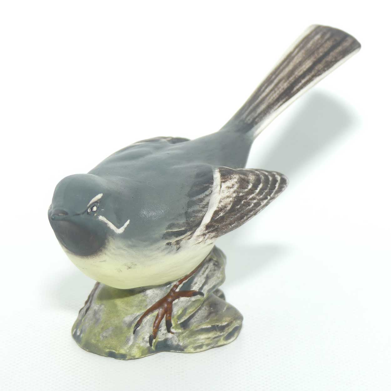 #1041B Beswick Grey Wagtail | Head Up | Matt