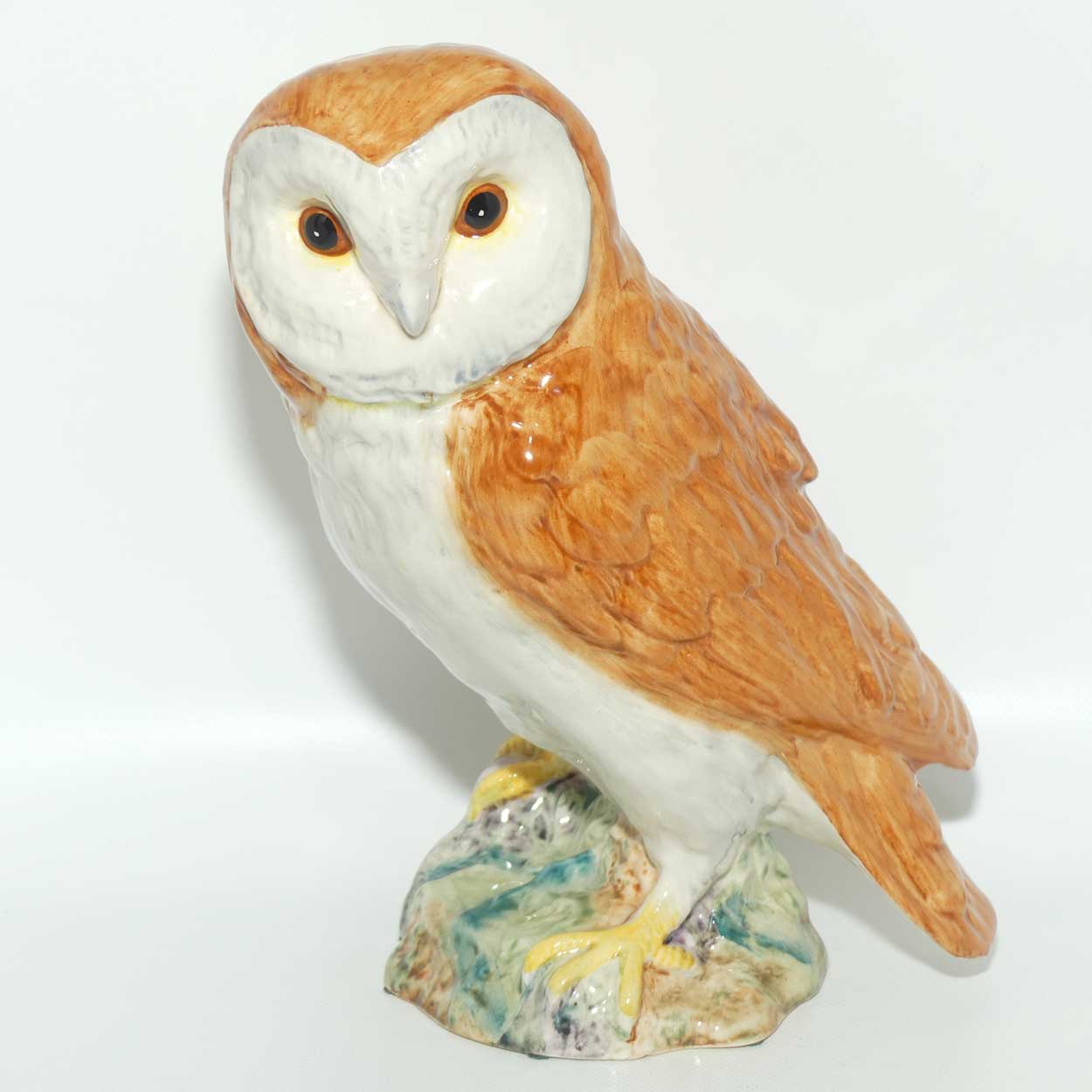 #1046B Beswick Barn Owl | Large | Closed Tail Feathers
