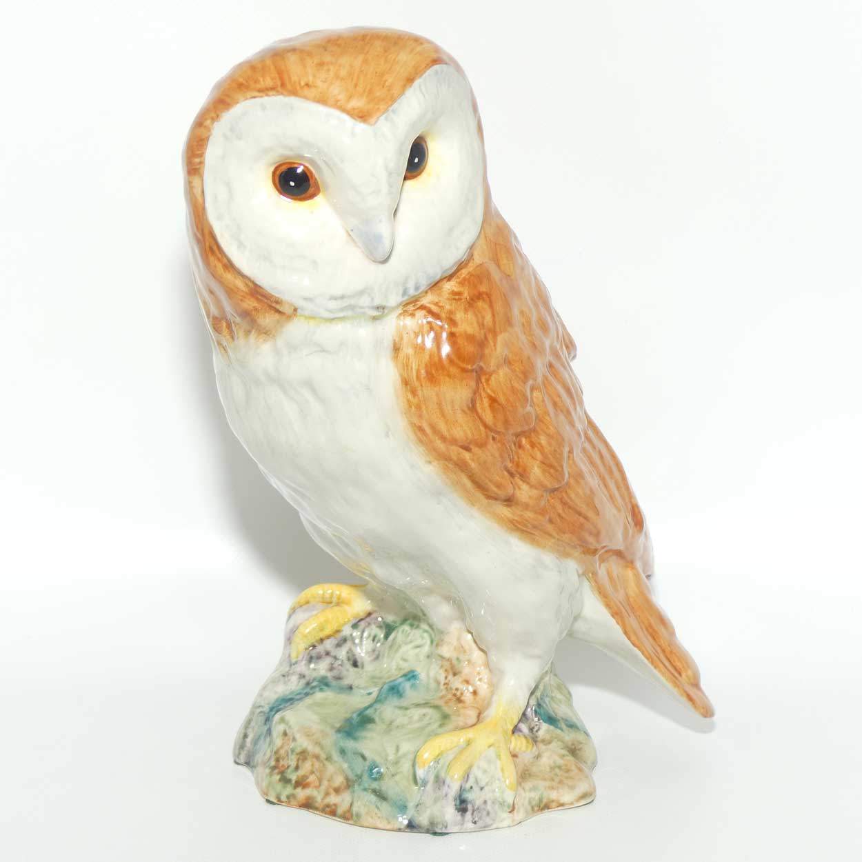 #1046B Beswick Barn Owl | Large | Closed Tail Feathers