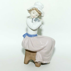 Nao by Lladro figure A Big Hug #1049