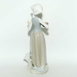 Lladro figure Girl with Duck #1052 | #2