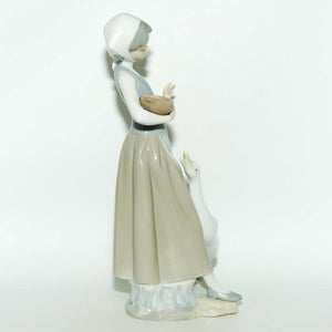 Lladro figure Girl with Duck #1052 | #2