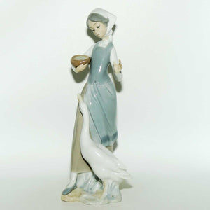 Lladro figure Girl with Duck #1052 | #2