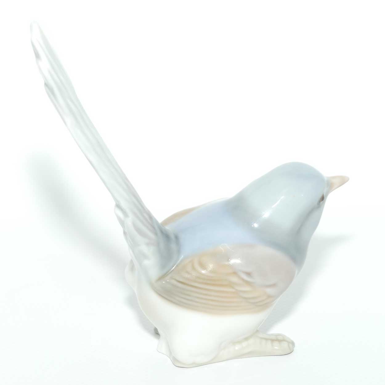 Lladro figure Bird with Long Tail | Robin | Gloss | #1054 | #2