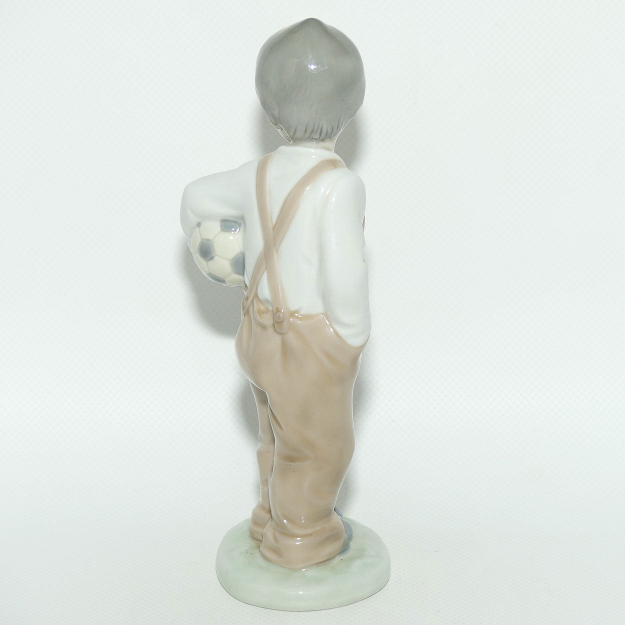 Nao by Lladro figure Wanna Play | #1068