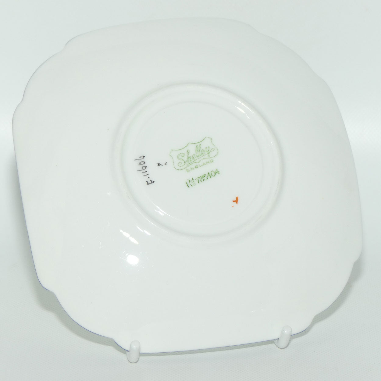 Shelley Queen Anne shape trio | Archway of Roses | Blue Trim | 11606