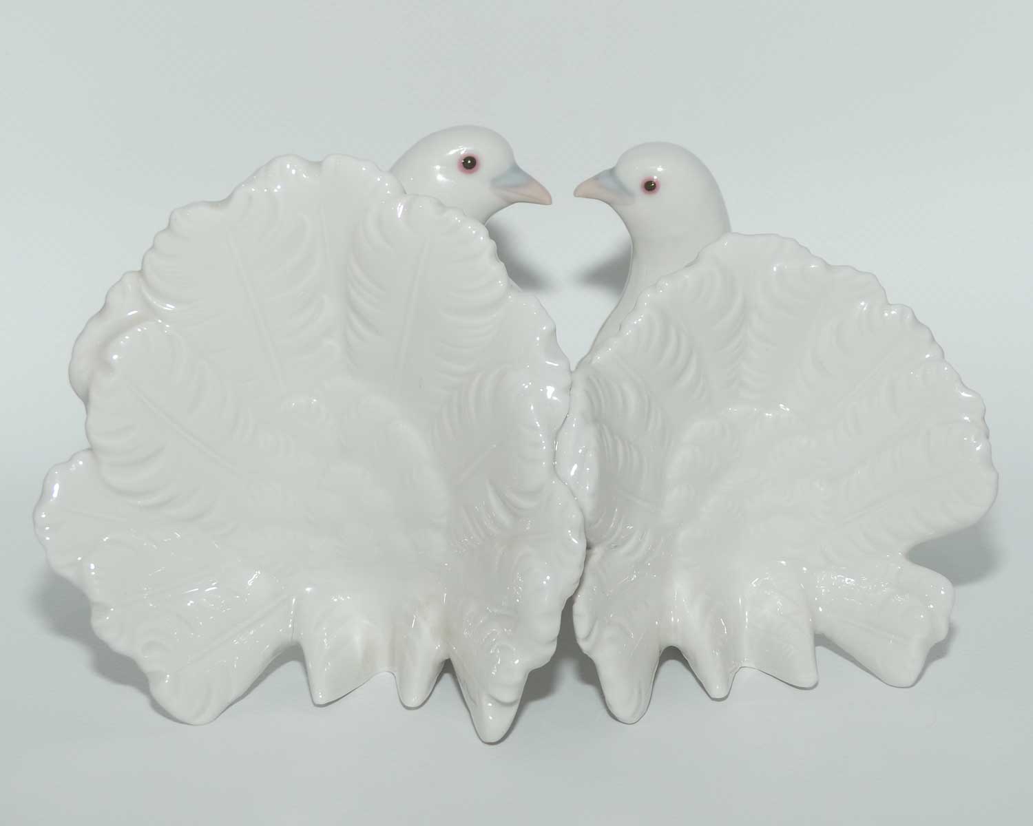 Lladro figure Couple of Doves | #1169