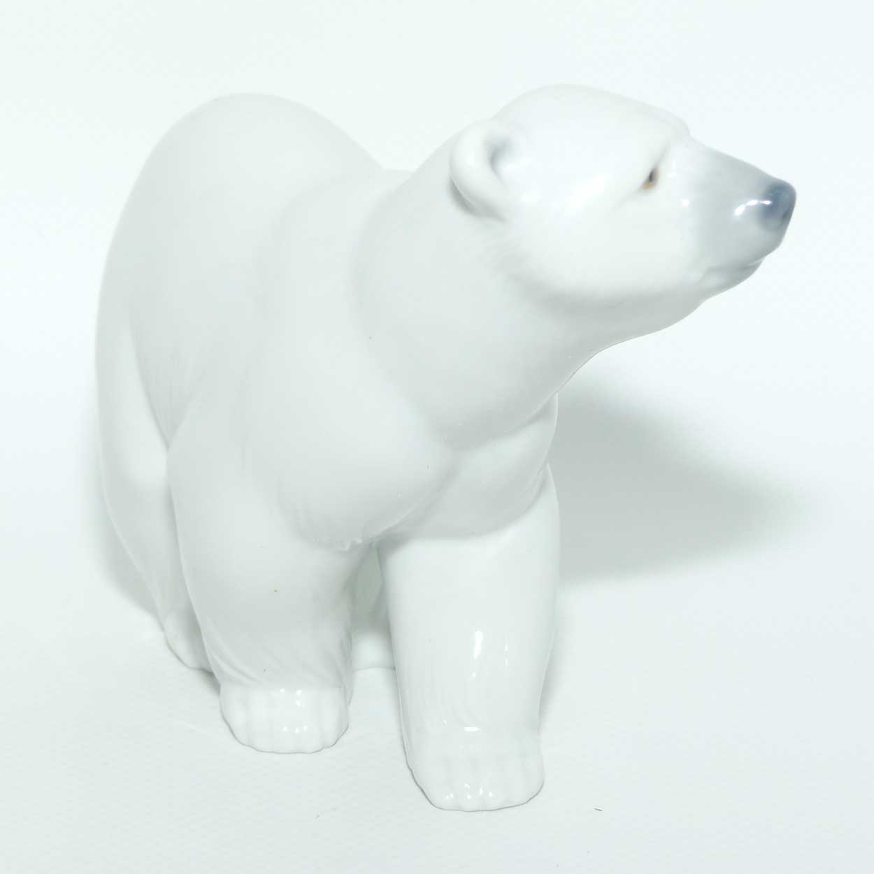 Lladro figure Polar Bear | Attentive | #1207
