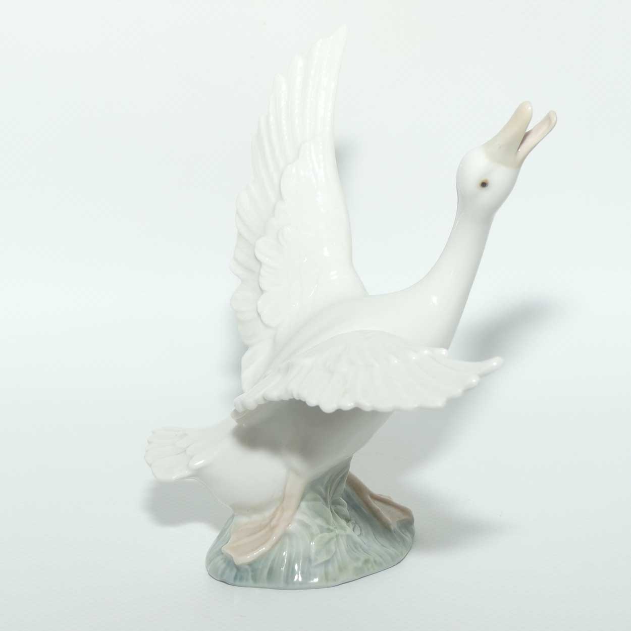 Lladro Duck Flying | #1264