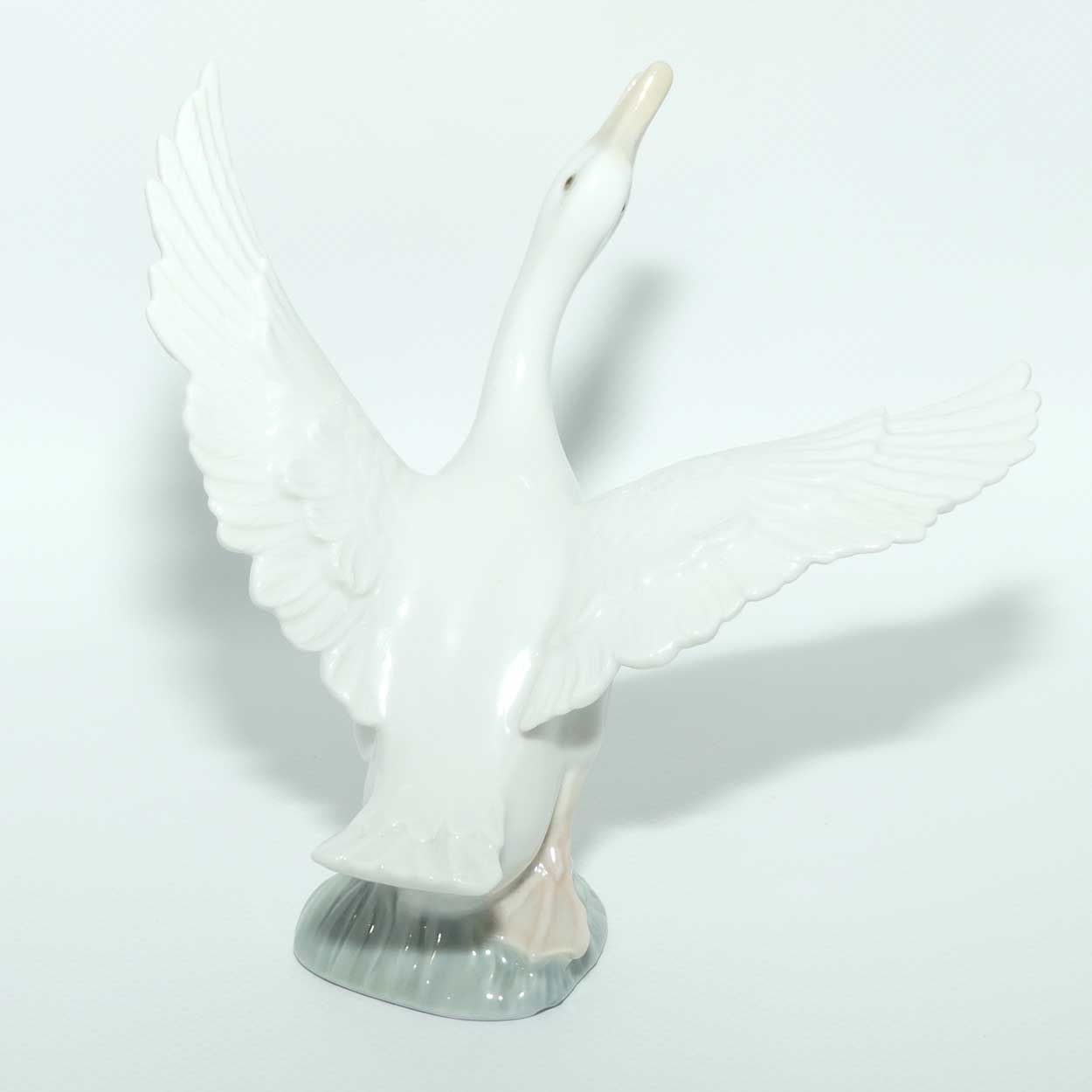 Lladro Duck Flying | #1264