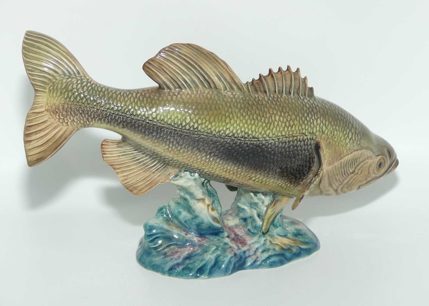 #1266 Beswick Large Mouth Black Bass